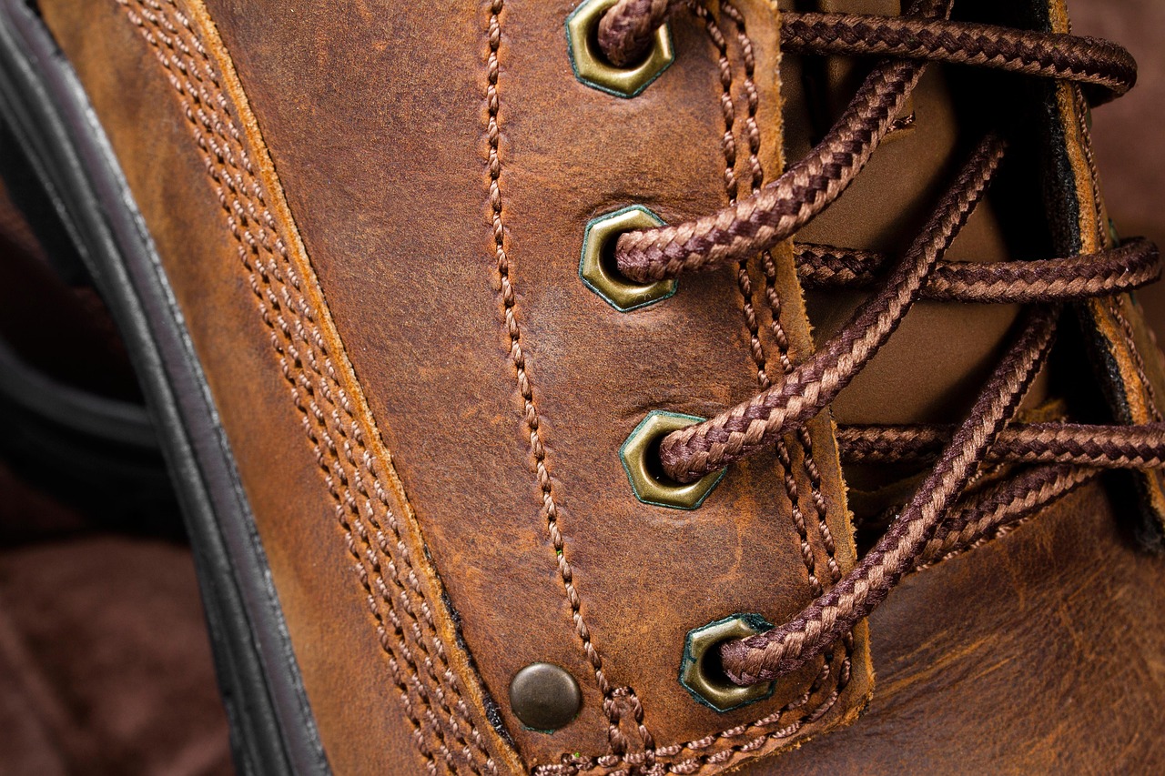 Accueil shoes, shoemaking, footwear, suede shoes, fashion, clothes, leather shoes, stitch, boots